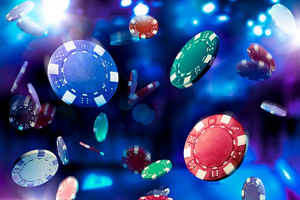 Betting interface on mobile Mobile phone screen showing macau 4 dice game interface with betting options